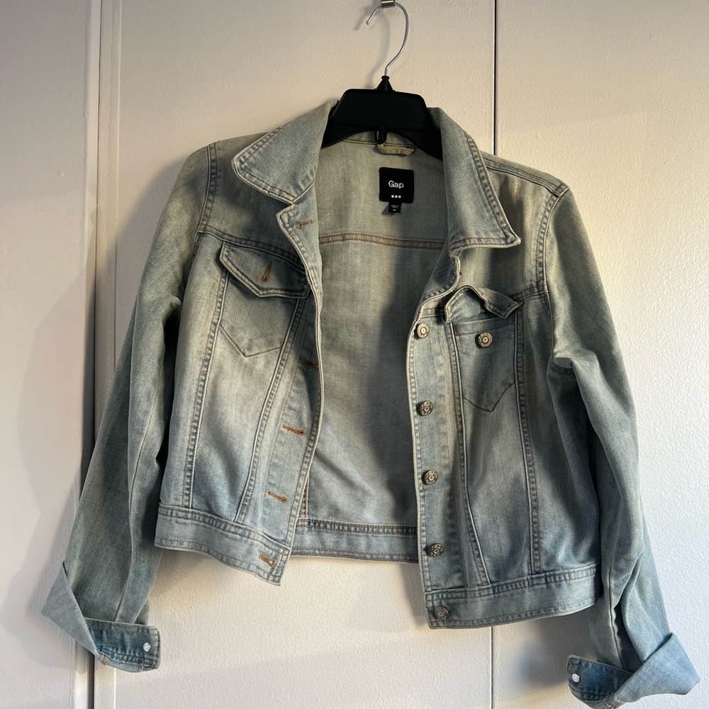Gap light wash Jean jacket